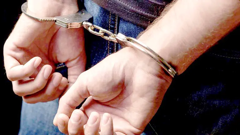F3-5A-POLICIAL-APREHENDIDO-VIOLENCIA-PIXABAY