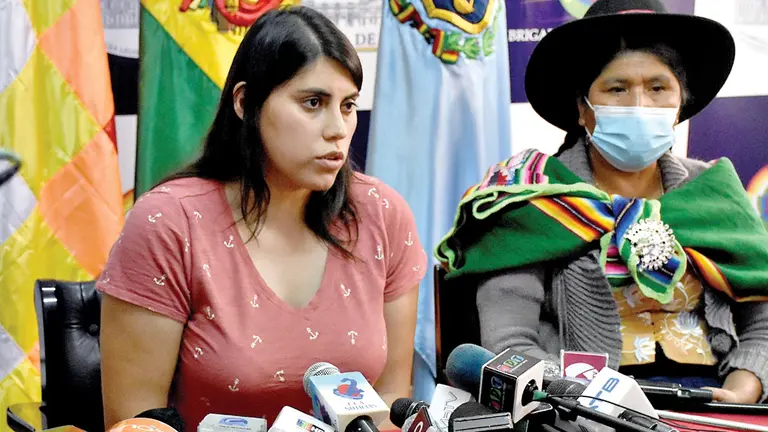 Las parlamentarias de CC Andrea Barrientos y Toribia Lero. DICO SOLÍS