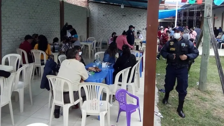 La intendencia realiza controles en varios locales en Co&ntilde;a Co&ntilde;a. ARCHIVO