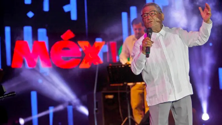 En la imagen, el cantautor mexicano Armando Manzanero. EFE