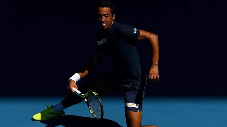 El tenista Hugo Dellien, en acci&oacute;n en el partido de esta ma&ntilde;ana. RRSS