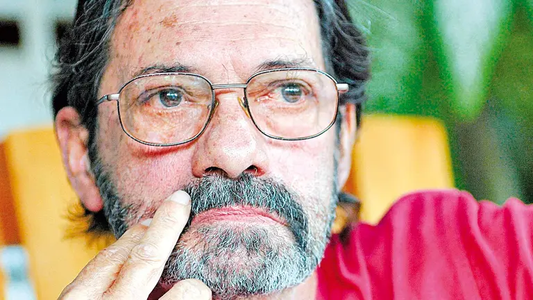 Fotografía de archivo que muestra al cineasta Juan Carlos Tabío. EFE