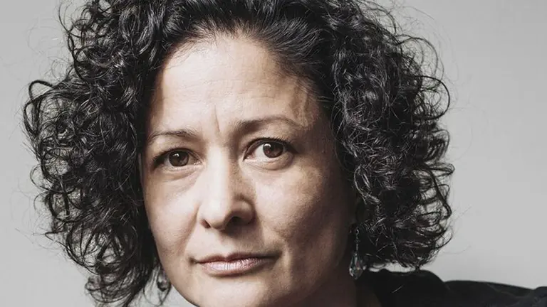 La escritora colombiana Pilar Quintana (Cali, 1972), galardonada con el XXIV Premio Alfaguara de novela 2021por su obra "Los abismos".  EFE