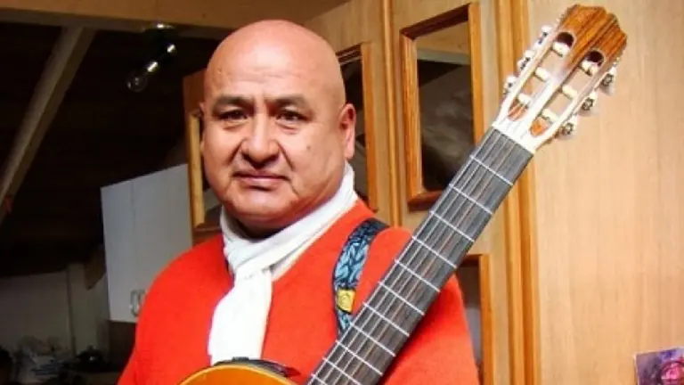 El cantante Jaime Junaro. Brujuladigital