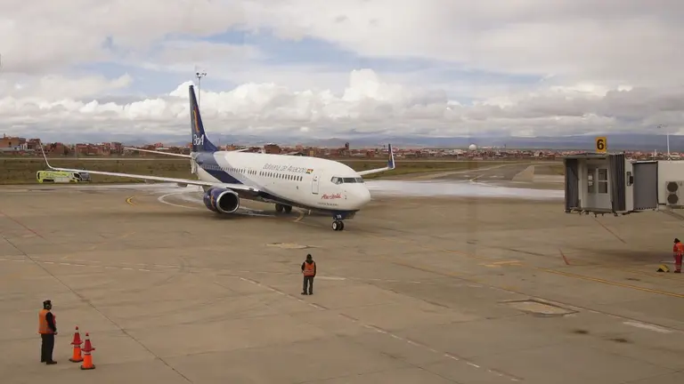 Foto de un avi&oacute;n de BoA en aeropuerto de El Alto.Peter Luna