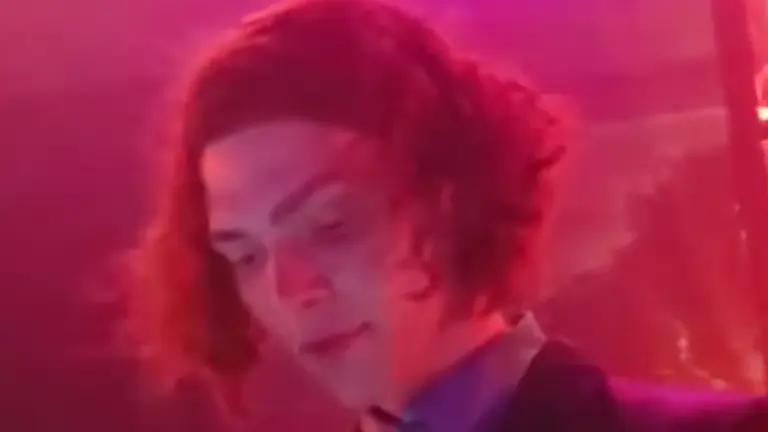 DJ