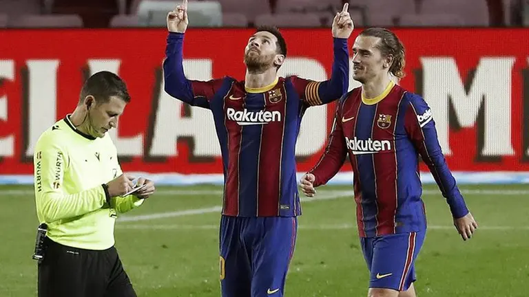 El Barcelona golea al Alav&eacute;s. EFE
