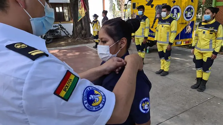 Voluntarios del grupo de rescate GEOS. RRSS