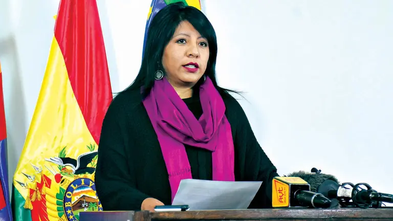 La defensora interina, Nadia Cruz. ARCHIVO