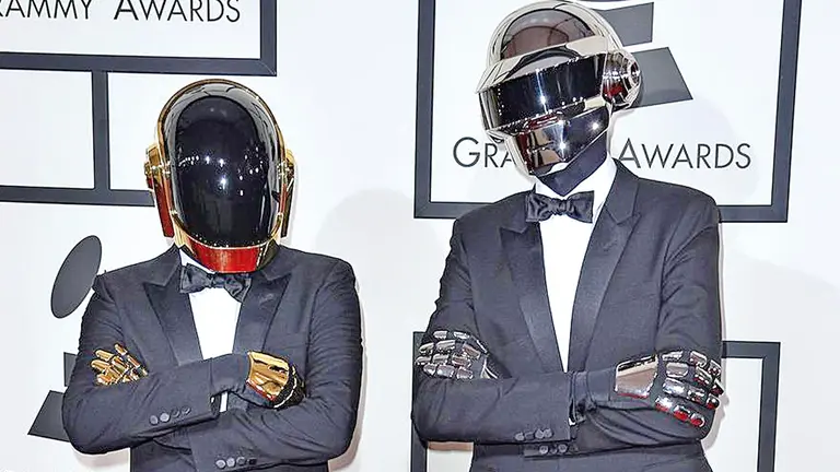 El dúo francés de música electrónica Daft Punk, en los premios Grammy de 2014. EFE-ARCHIVO