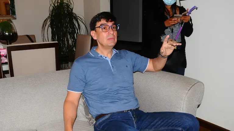 El exalcalde Jos&eacute; Mar&iacute;a Leyes, durante una conferencia de prensa en su domicilio. No&eacute; Portugal