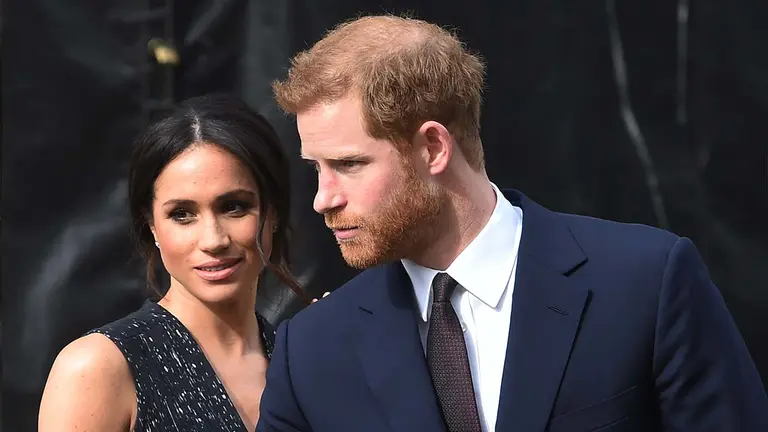 El pr&iacute;ncipe Enrique y su prometida, Meghan Markle. EFE