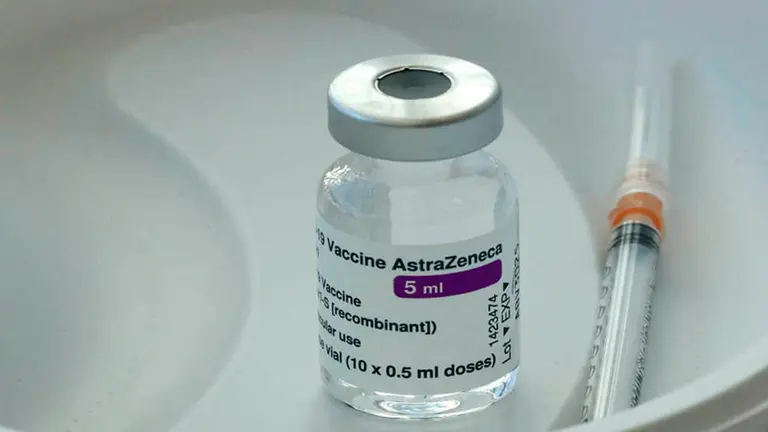 Una dosis de la vacuna de AstraZeneca. EFE