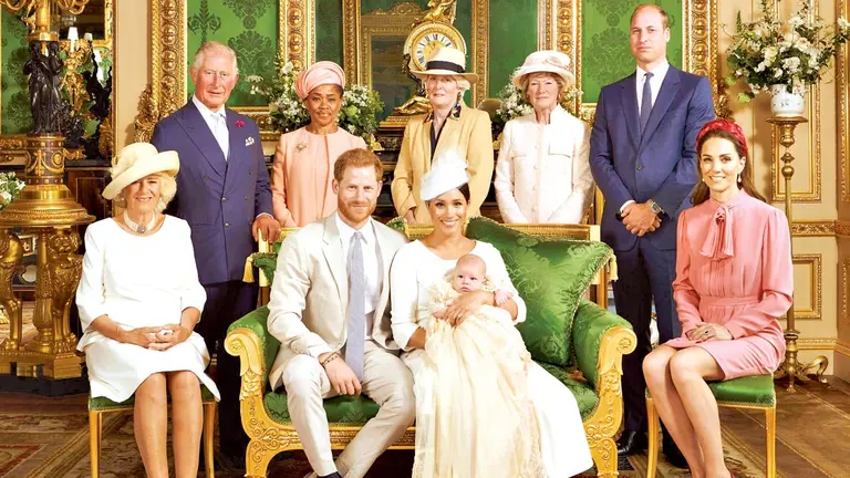 Escándalo racial  en la corona británica. TAGSSPEGIEL-KUAIBAIO