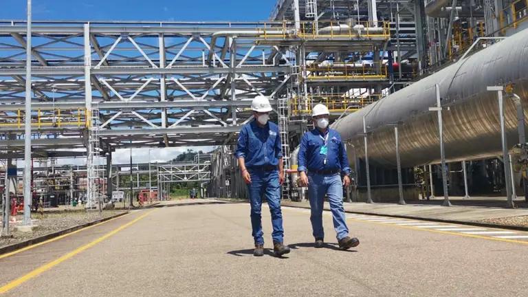 La ANH y YPFB realizaron inspecci&oacute;n y peritaje t&eacute;cnico a la Planta de Amoniaco y Urea en Bulo Bulo. Cortes&iacute;a