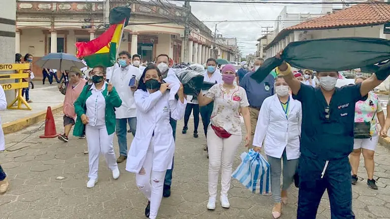 Protesta de médicos en las calles. ARCHIVO