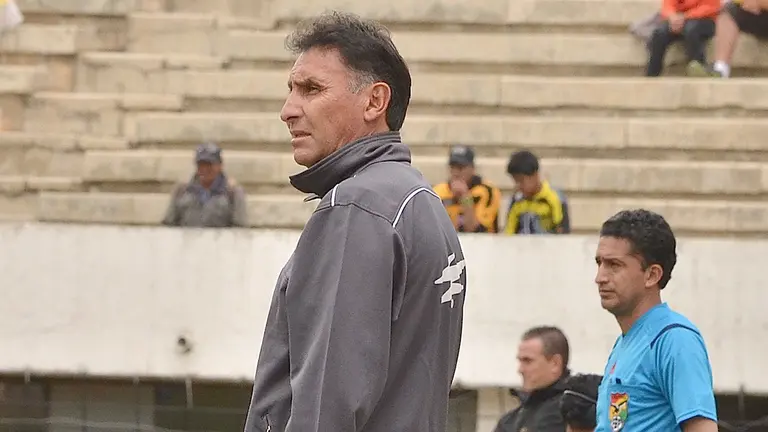 Una imagen de Marcos Ferrufino (+), como director t&eacute;cnico. ARCHIVO