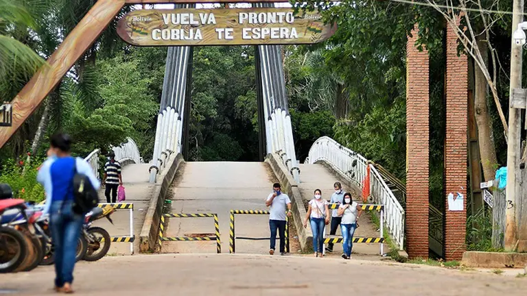 Un paso fronterizo entre Bolivia y Brasil, en Cobija. ABI