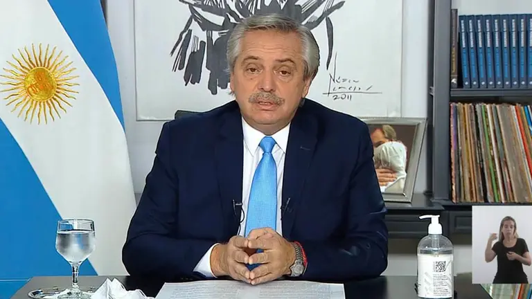 El presidente de Argentina Alberto Fern&aacute;ndez en un comunicado al pa&iacute;s. Captura