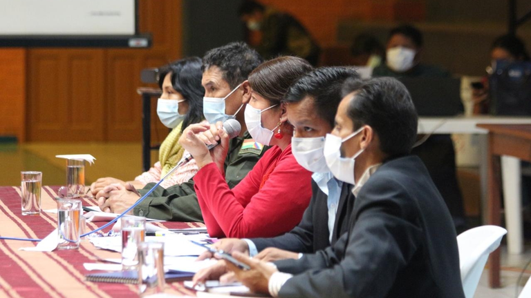 Autoridades reunidas en el COED.