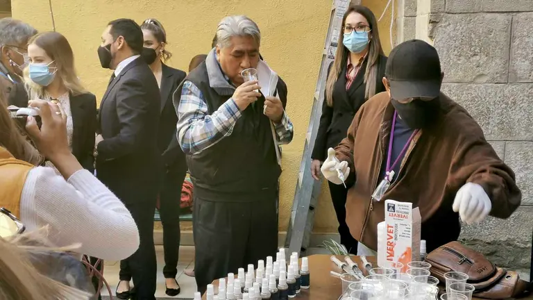 El suministro de ivermectina en el Concejo Municipal. MELISSA REVOLLO