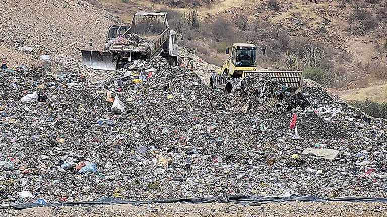 El relleno sanitario de K'ara K'ara, en el sur de la ciudad de Cochabamba. DICO SOLÍS