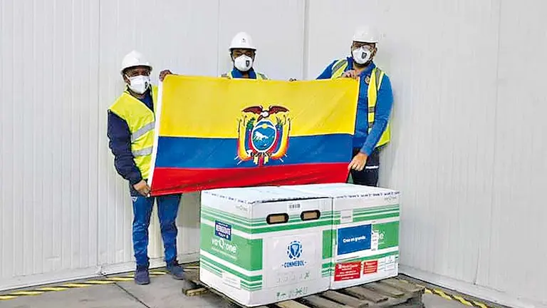 La FEF recibe las vacunas que entregó la Conmebol. FEF