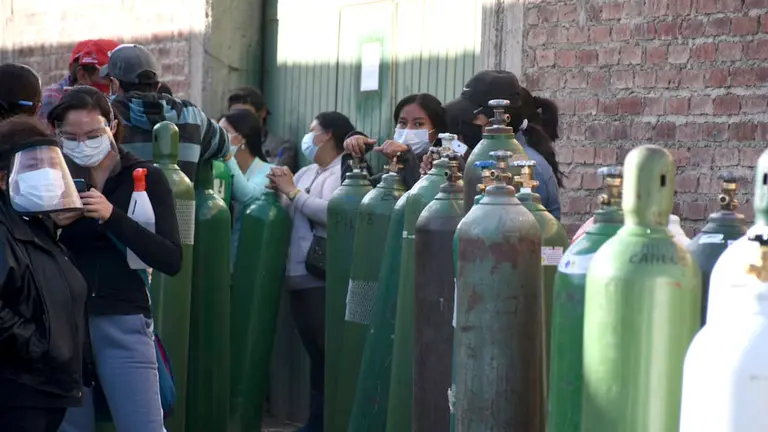 Sin ox&iacute;geno y hospitales a tope en una de las principales ciudades de Bolivia. Dico Sol&iacute;s | Diario OPINI&Oacute;N