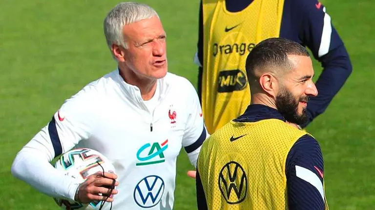 Benzema regresa al templo del fútbol francés. EFE