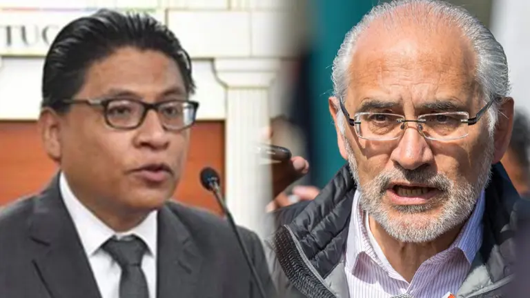 El ministro de Justicia Iv&aacute;n Lima (i), el expresidente Carlos Mesa.