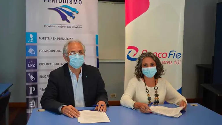 FIE y Fundación para el  Periodismo firman convenio. FACEBOOK