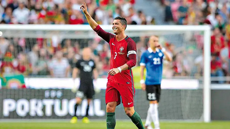 Ronaldo celebra un gol con Portugal. EFE