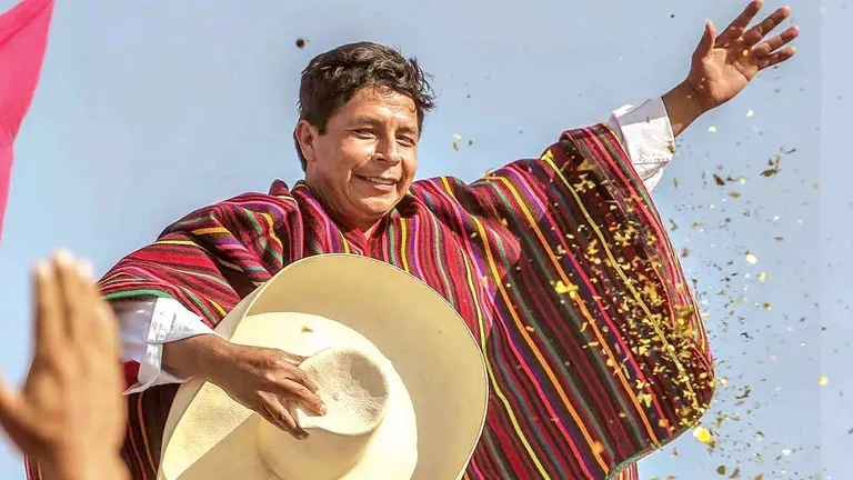 Pedro Castillo, el maestro rural que se convirti&oacute; en presidente electo de Perú. FORBES