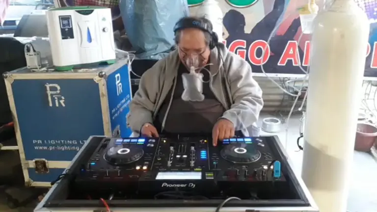 Gringo DJ, en acci&oacute;n y demostrando que todo es posible. Captura de video