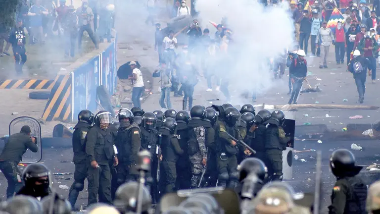 El conflicto de 2019, en Huayllani (Sacaba), donde se hizo uso de gases.          ARCHIVO