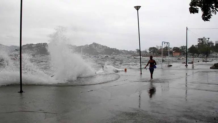 La lluvia de Danny puede producir inundaciones en puntos de las costas de Georgia y Carolina del Sur. EFE-ARCHIVO