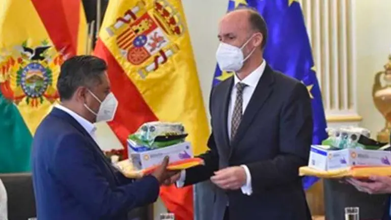 Autoridades de Bolivia y España en un anterior encuentro. CANCILLERÍA