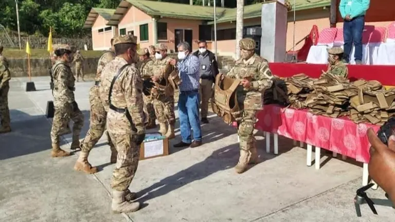 Los soldados, en las nuevas ocupaciones. ABI
