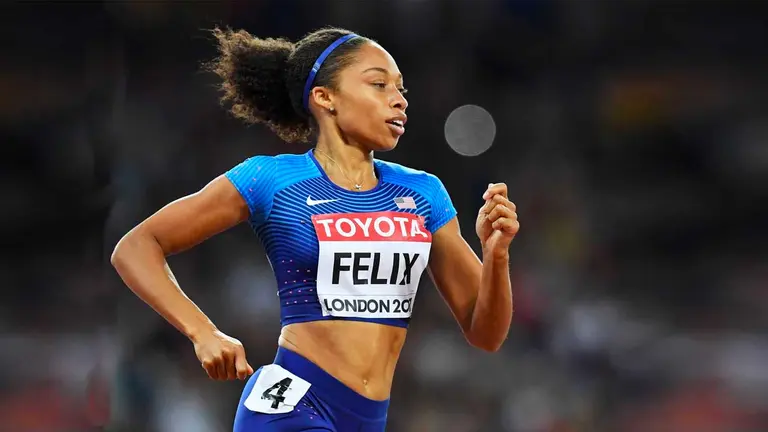 En la imagen, la velocista estadounidense Allyson Felix, la atleta más condecorada en la lista con nueve medallas olímpicas. EFE