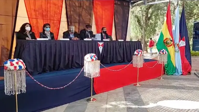 Acto de conmemoraci&oacute;n de los 91 a&ntilde;os de la Autonom&iacute;a Universitaria en la UMSS.