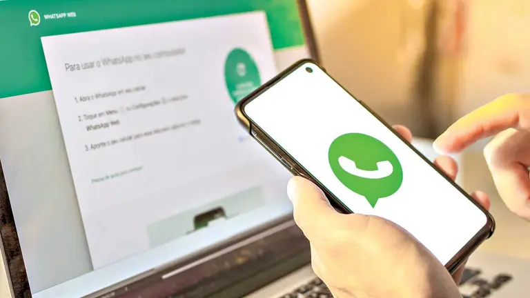 Imagen referencial de la aplicaci&oacute;n WhatsApp. FLIPBOARD