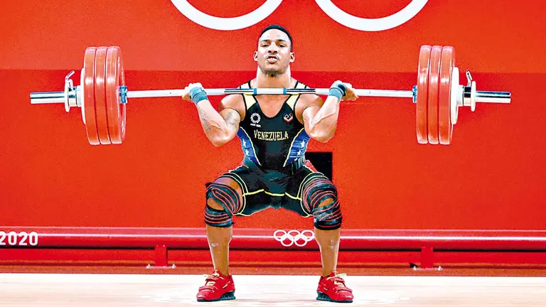 El deportista venezolano Julio Mayora, durante su prueba en Tokio. EFE