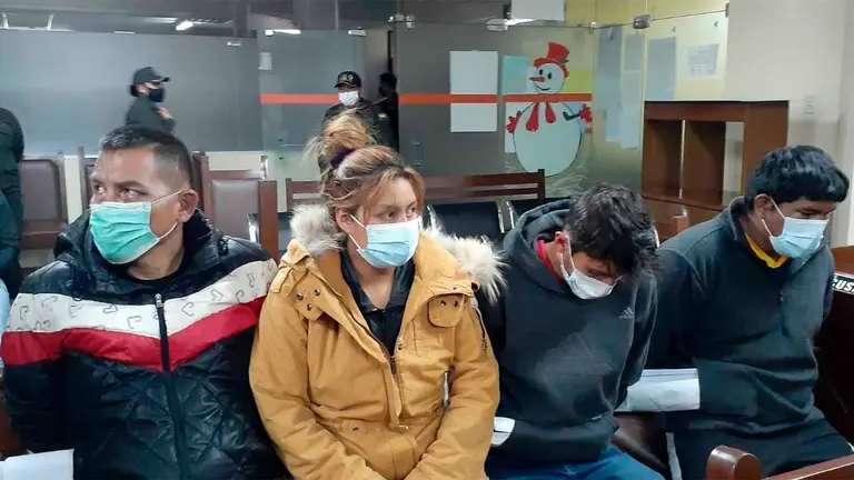 Una imagen de los presuntos autores del atraco (robo agravado) a dos librecambistas en Cochabamba. TDJ