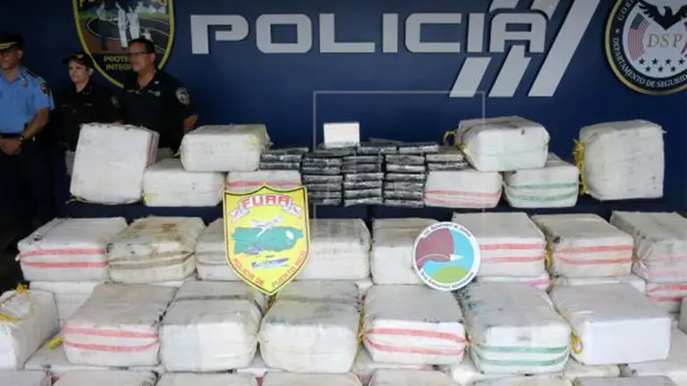 Imagen referencial sobre el decomiso de 16,5 millones de d&oacute;lares en coca&iacute;na en el suroeste de Puerto Rico. EFE