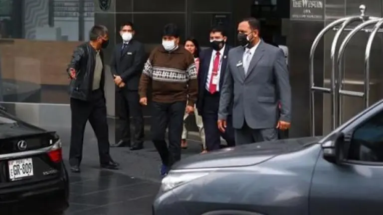 Evo Morales, resguardado en Per&uacute;. Ox&iacute;geno