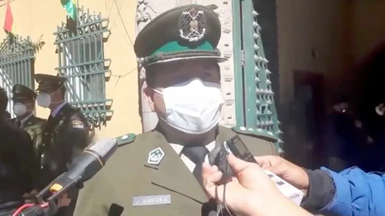 El excomandante policial de Potosí Juan Carlos Alarcón en entrevista con medios de comunicación. CAPTURA DE PANTALLA EL POTOSÍ