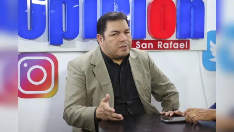 El economista C&eacute;sar Vargas, en una entrevista con el programa Buena Noche de OPINI&Oacute;N. ALEJANDRO ORELLANA