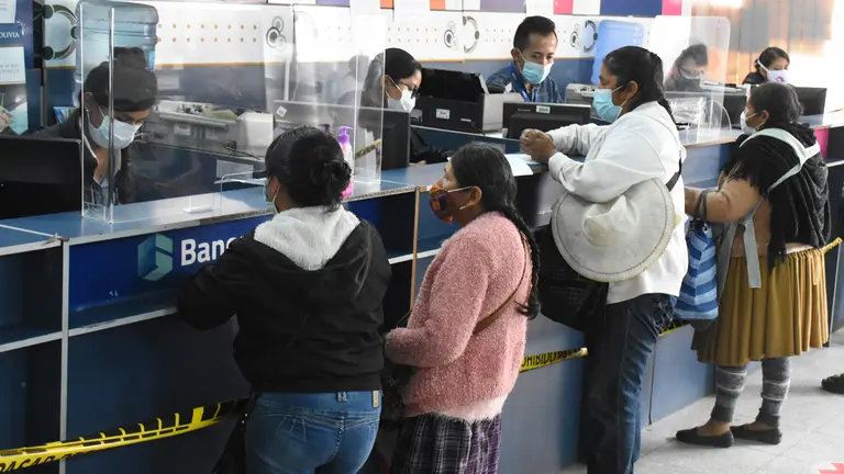 Las oficinas de Recaudaciones de la Alcaldía, en ambientes del lado este de la plazuela Colón. ARCHIVO