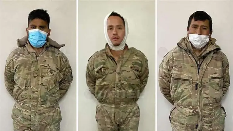 Soldados bolivianos detenidos en Chile.