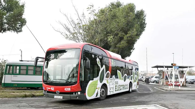 Un bus eléctrico referencial. HERALDO DE ARAGÓN